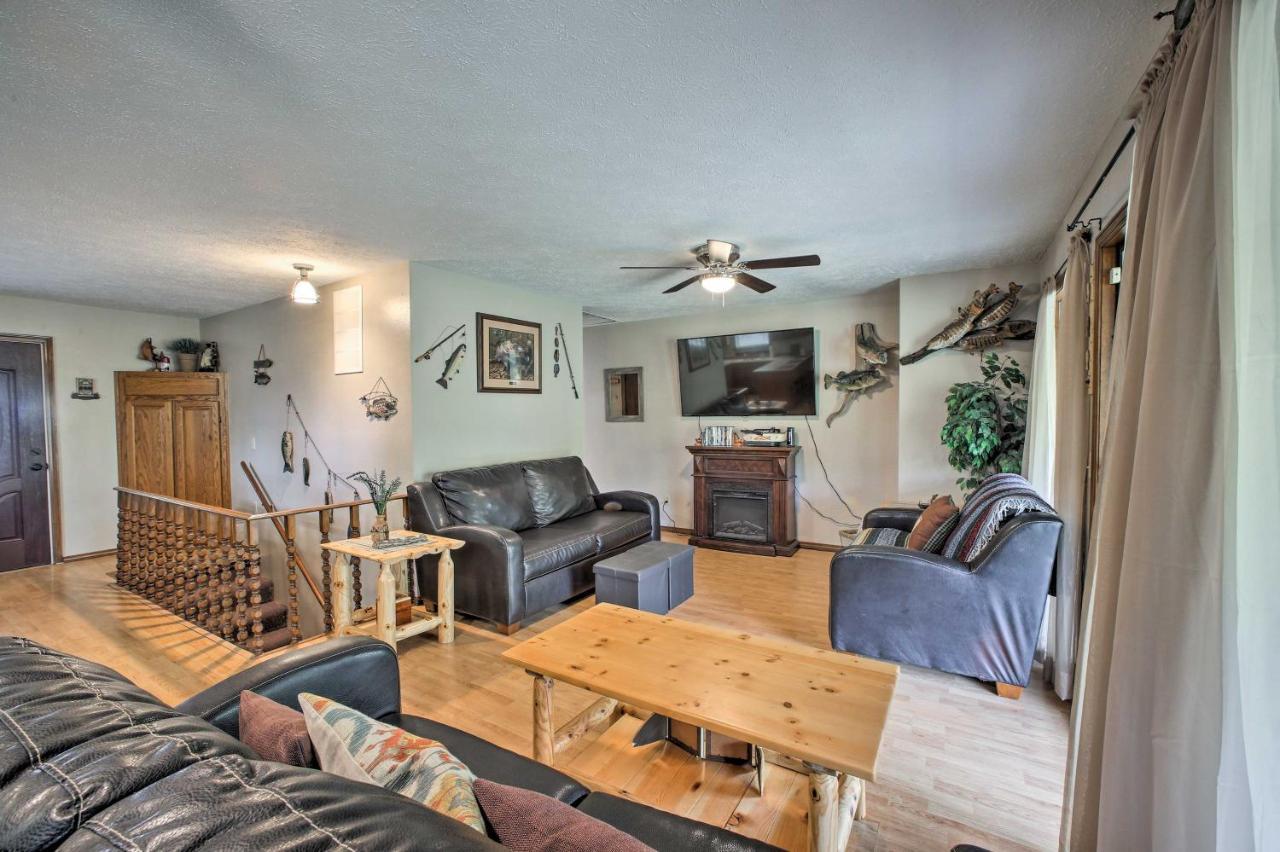 Lakefront Table Rock Home With Fire Pit! Golden 외부 사진